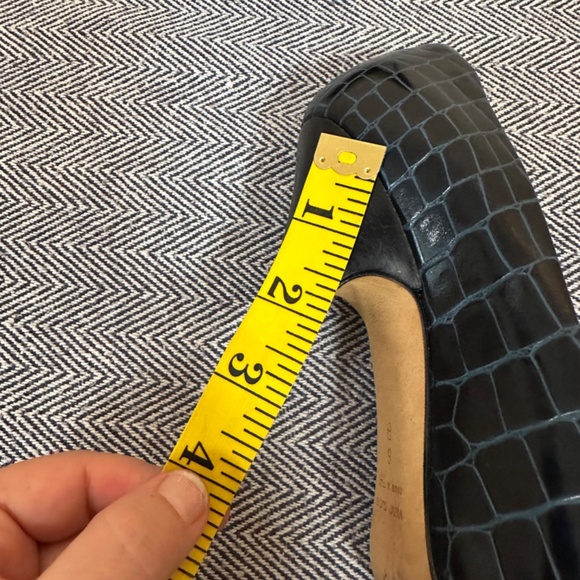 GIUSEPPE ZANOTTI - Embossed Leather Peep Toe Platform Heel - Picture 4 of 8